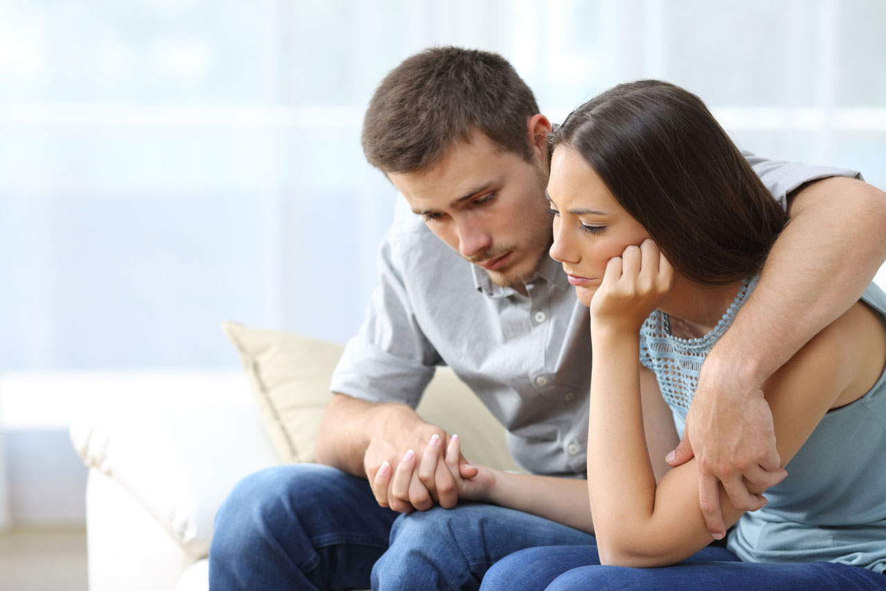 couple sad - difficulty falling pregnant